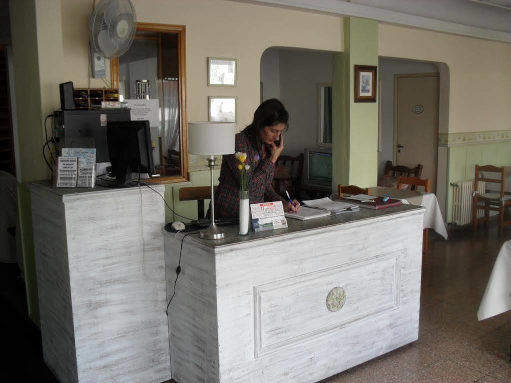 Las Heras Hotel Mar del Plata Exterior photo